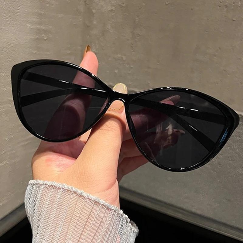 1Pc レトロフレームキャットアイサングラス女性トレンディヴ - Vintage Fashion Streetwear のレビューと価格